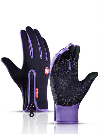 Why Good Motorcycle Gloves Matter — Especially in Winter 5 3bb06181 c5df 444b 906b 7bb3b80be0f5 2